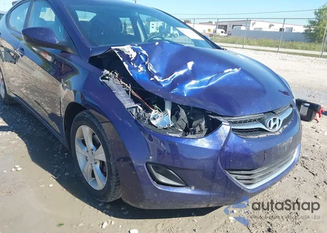 2013 Hyundai Elantra Gls from USA, damaged, VIN 5NPDH4AE5DH301321